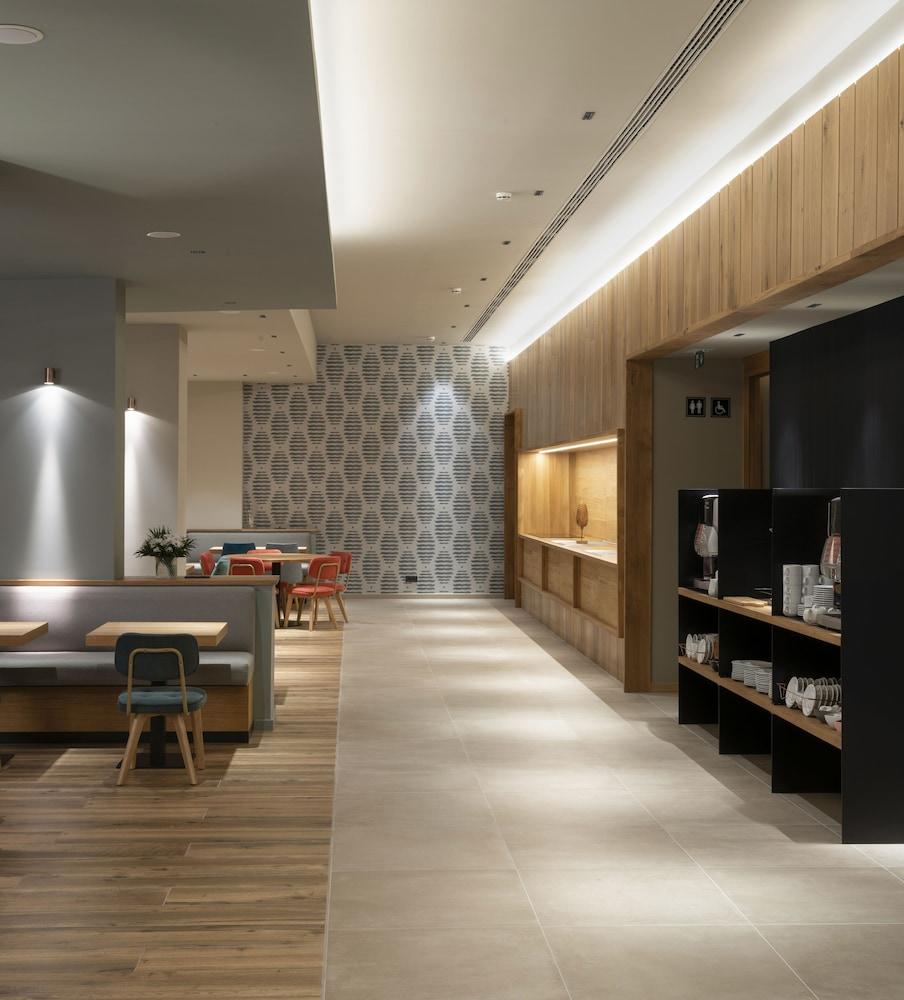 Hotel Ciudad De لوغرونيو المظهر الخارجي الصورة