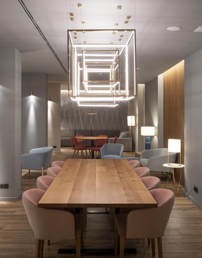 Hotel Ciudad De لوغرونيو المظهر الخارجي الصورة