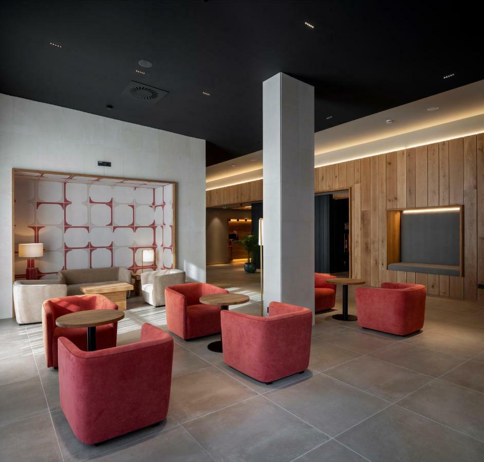Hotel Ciudad De لوغرونيو المظهر الخارجي الصورة